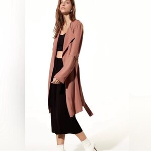 Aritzia Babaton Kahlo Robe Chiffon Blazer